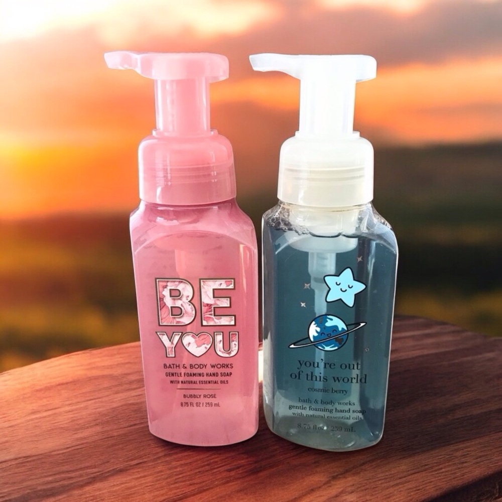 🆕Bubbly Rose and Cosmic Berry Foaming Hand Soap